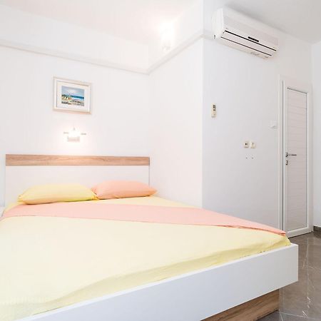 Rooms & Apartments Barisic Mlini Camera foto