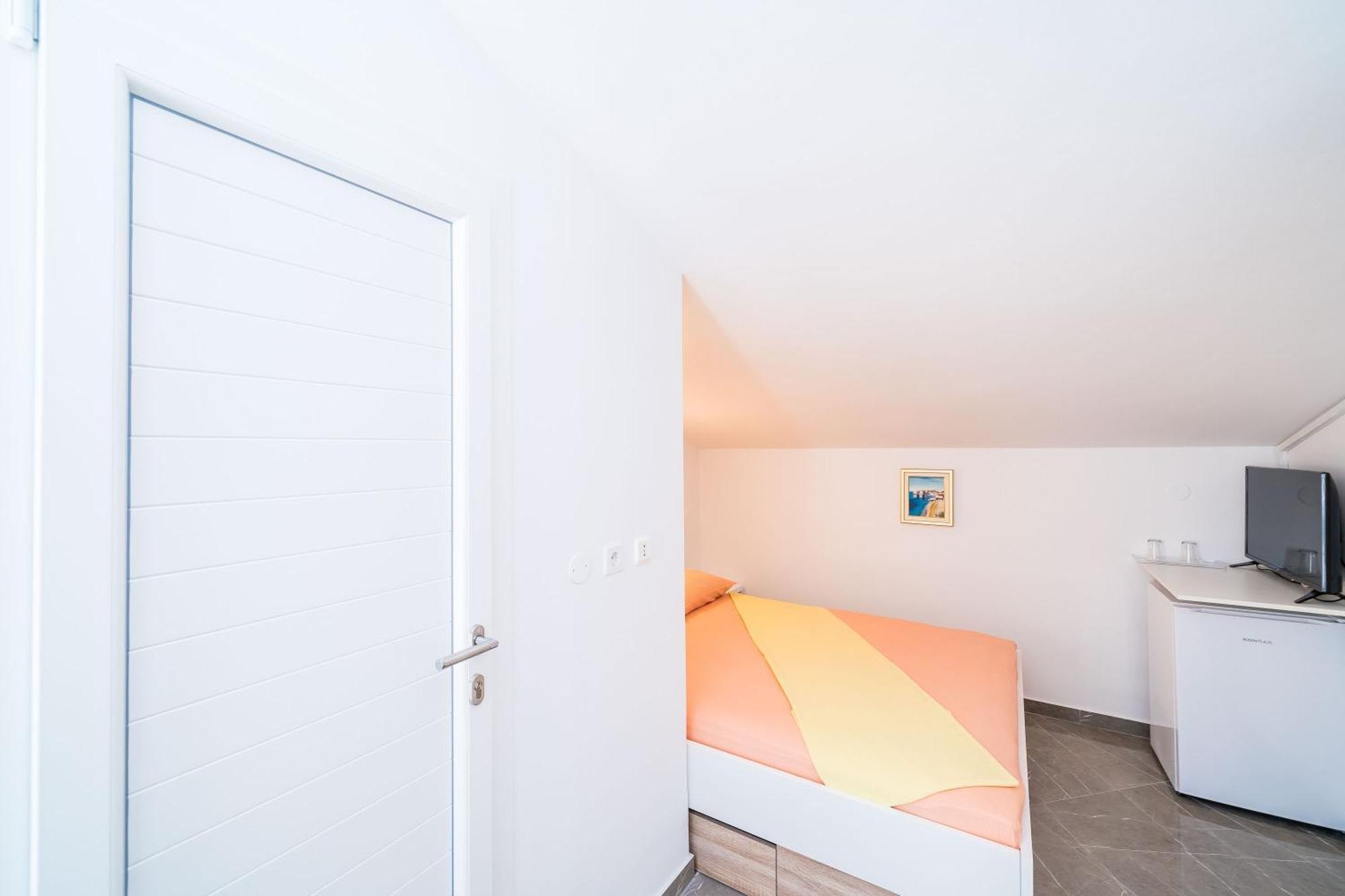 Rooms & Apartments Barisic Mlini Camera foto