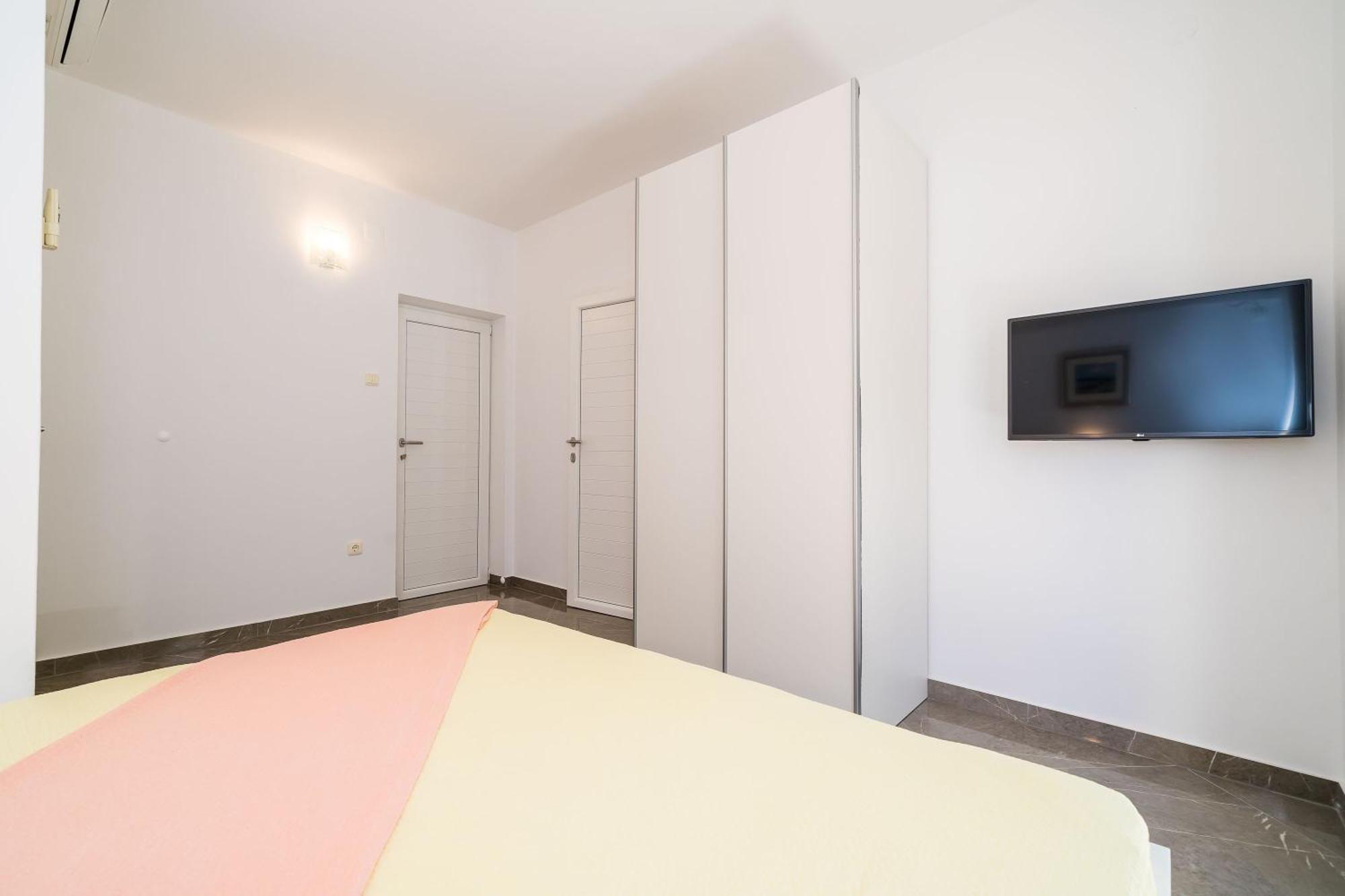 Rooms & Apartments Barisic Mlini Camera foto